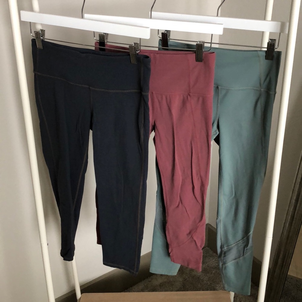 Lot of 3 Athelta leggings